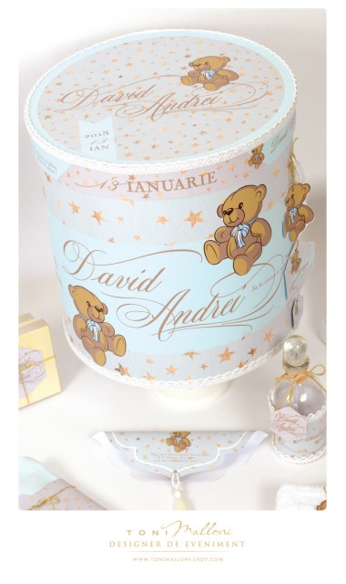 Trusou de botez brodat pentru baieti cu ursuleti si stele aurii, Tiny Teddy Bear 10
